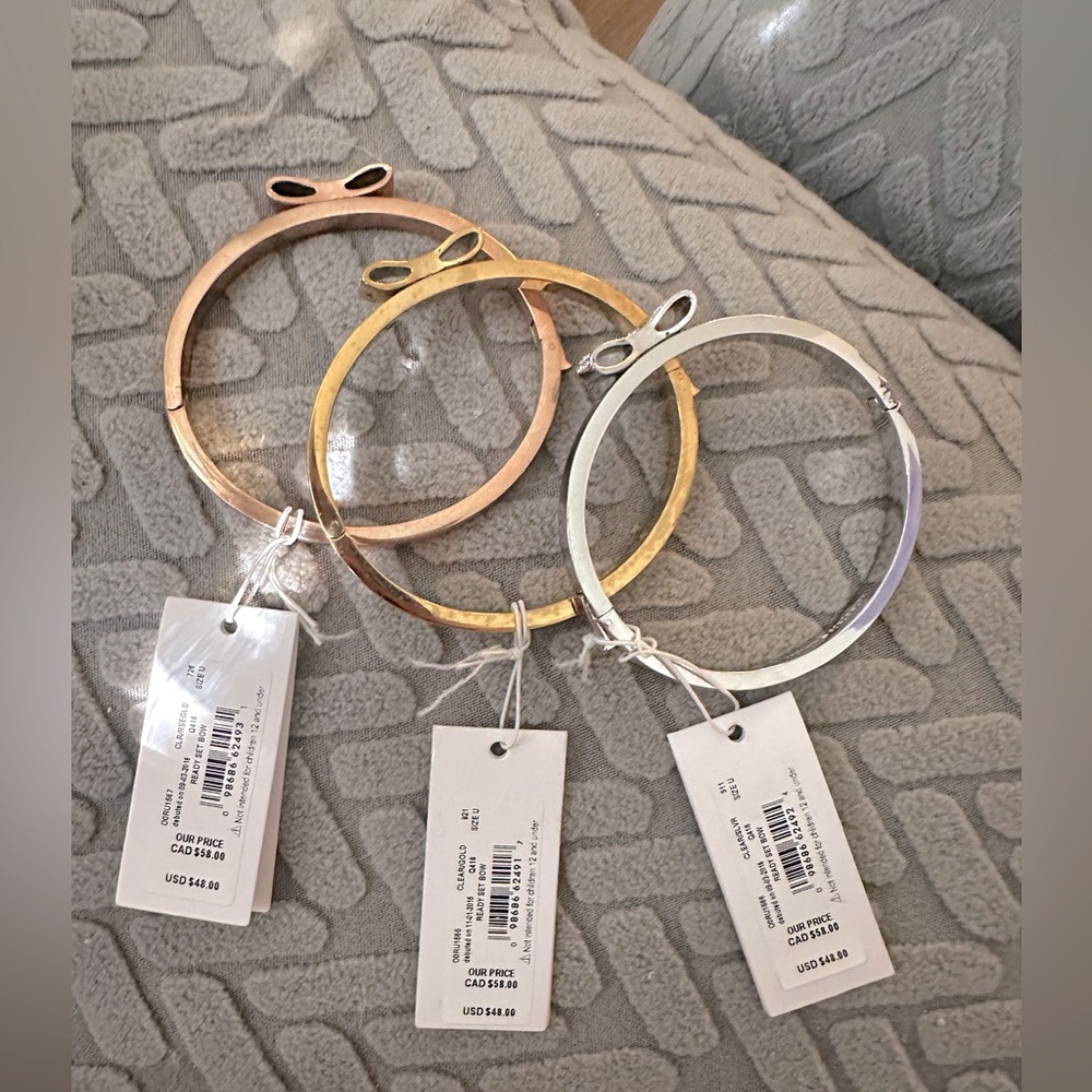 Silver kate spade bow bracelet NWT